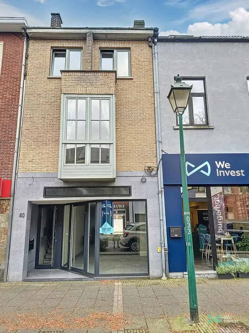 Triplexappartement met Handelsruimte te Leopoldsburg