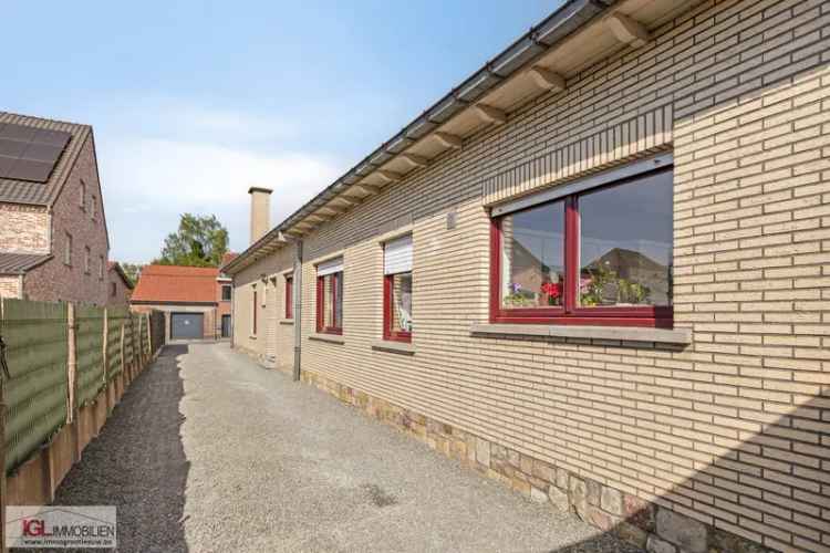 Bungalow te huur: Rustige ligging nabij winkels en scholen