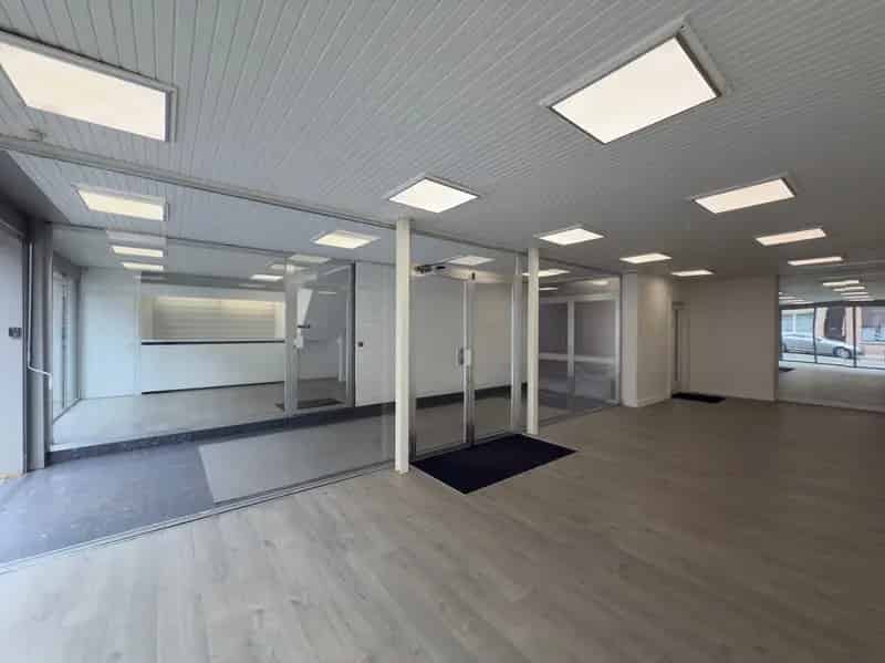 Kantoor en woning te koop Gent
