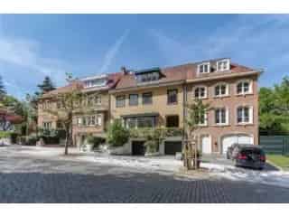 Herenhuis te koop Sint-Pieters-Woluwe 372m²