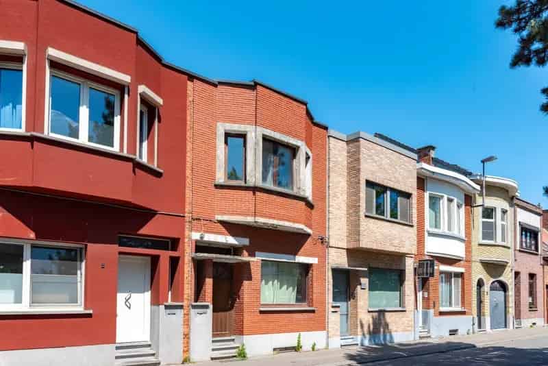 Te renoveren woning Hoboken - 3 slaapkamers - Tuin