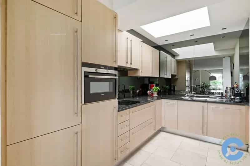 Penthouse te koop Antwerpen 2 slaapkamers 187m2 terras 72m2