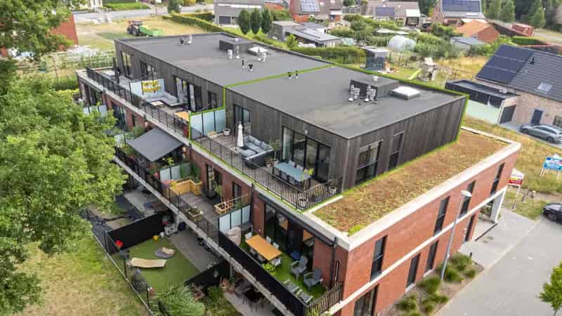 Modern Penthouse te huur in Mol 2 slaapkamers ruim terras