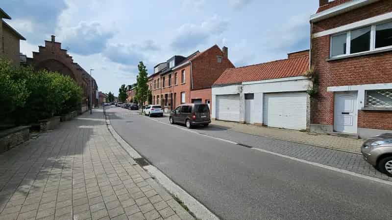 Projectgebouw Schoten te renoveren - Investeringspand met mogelijkheden