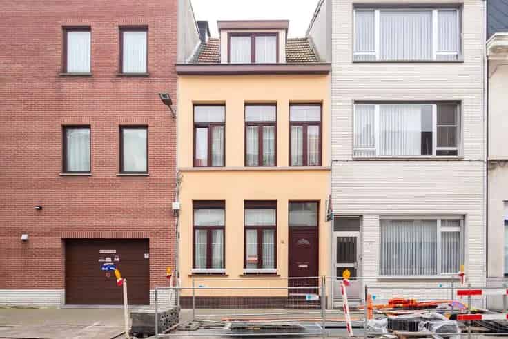 Huis Te Koop Antwerpen 3 slaapkamers Nabij Park Spoor Noord