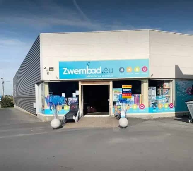 Moderne Baanwinkel Met Parking