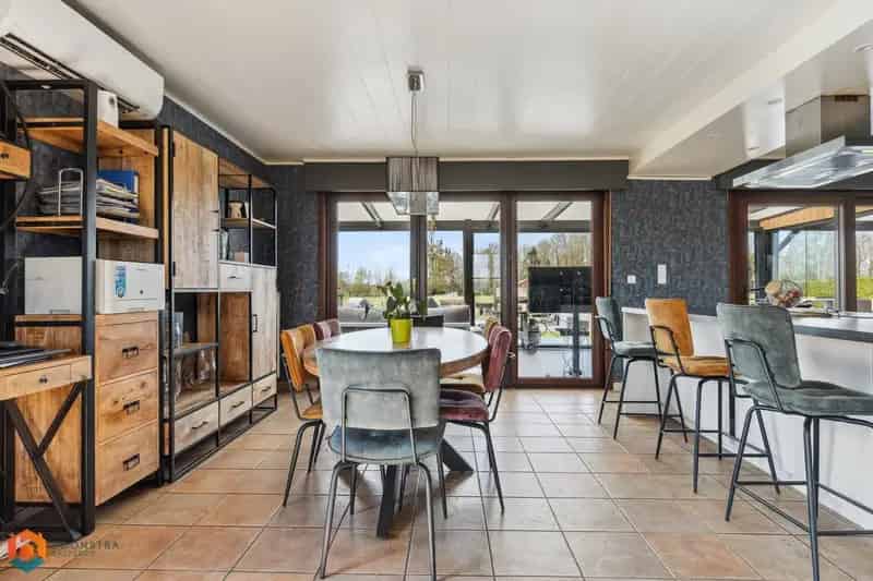Energiezuinige woning 4 slaapkamers 1278m²