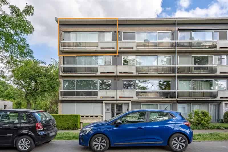 Appartement te koop Edegem - 3 slaapkamers - renovatieproject
