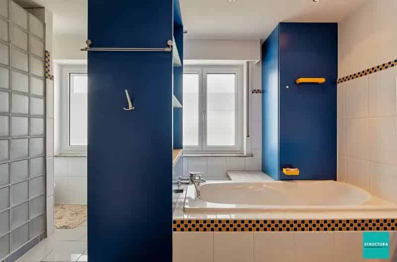 Woning met Handelsruimte Mazenzele