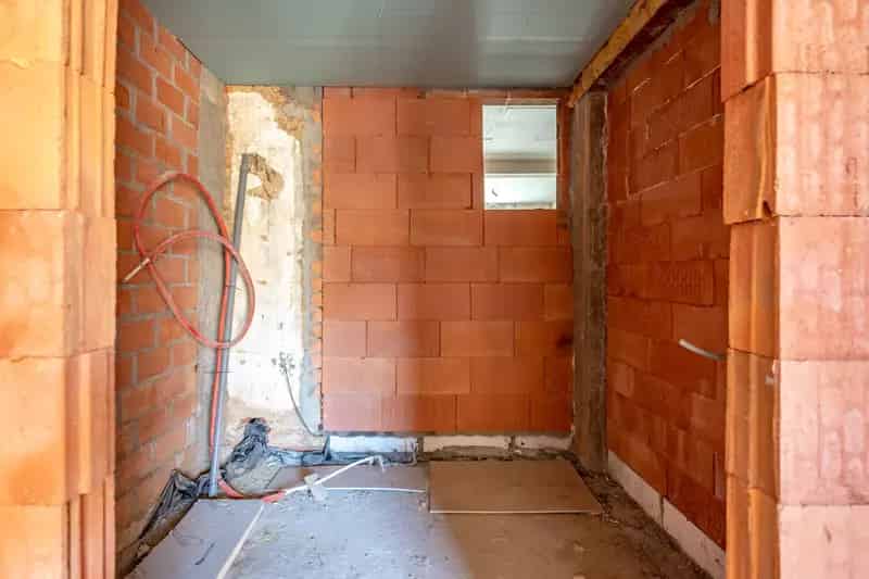 Huis te koop Kapellen: Ruwbouw 3 slaapkamers