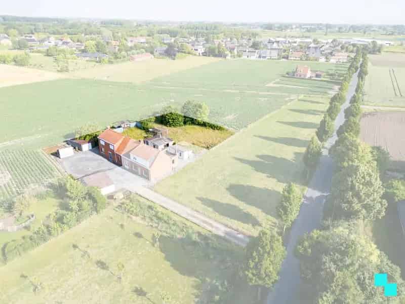 Huis te koop Landelijk te renoveren woning 1570m2