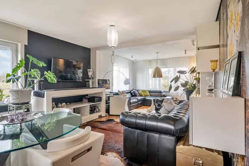 Rustig gelegen open bebouwing 3 slaapkamers ruime tuin