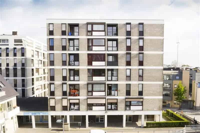 Handelspand te Huur Lanaken Centrum 83m²