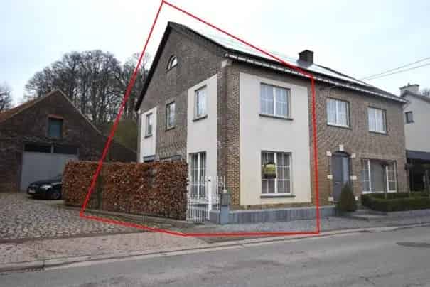 Te Koop: 2 Slaapkamers Terras Autostaanplaats