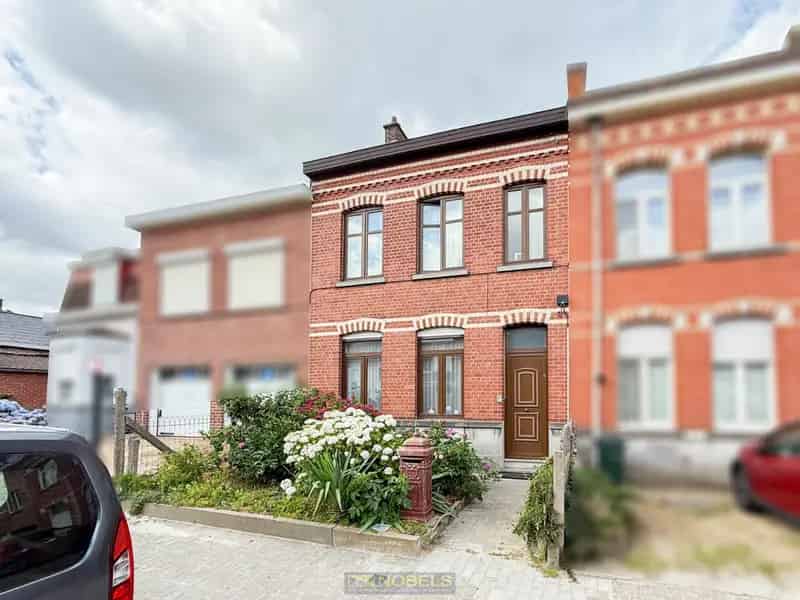 Te renoveren woning met karakter nabij Ronse