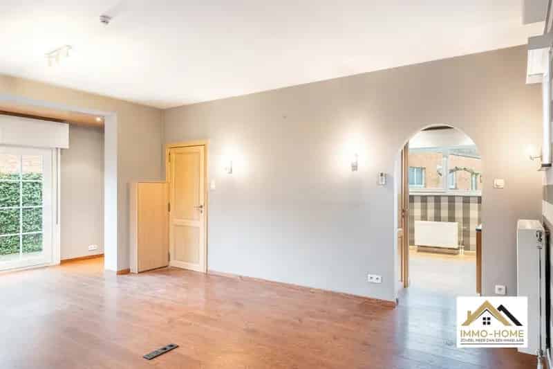 Vrijstaande woning te Lokeren