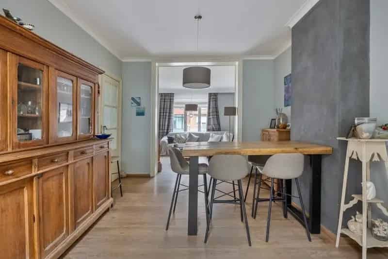 Woning 4 slaapkamers tuin carport garage