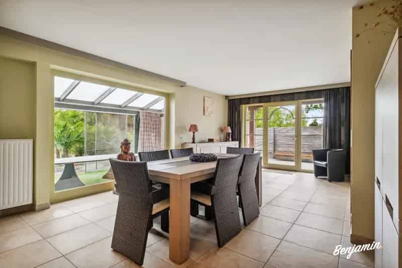 Gelijkvloerse woning 2 slaapkamers tuin Dadizele
