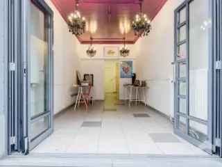 Handelspand te Koop Maaseik - 44m² Winkelruimte
