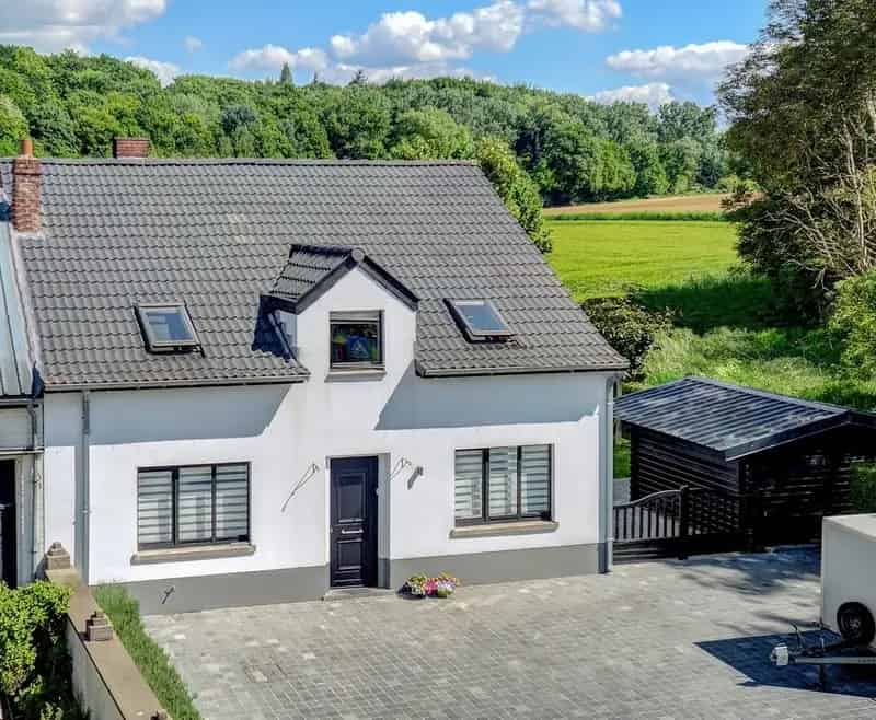 Huis te koop Ottenburg Instapklare woning met tuin
