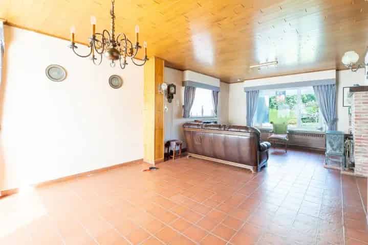 Huis te koop Zele - Ruime halfopen bebouwing 802m²