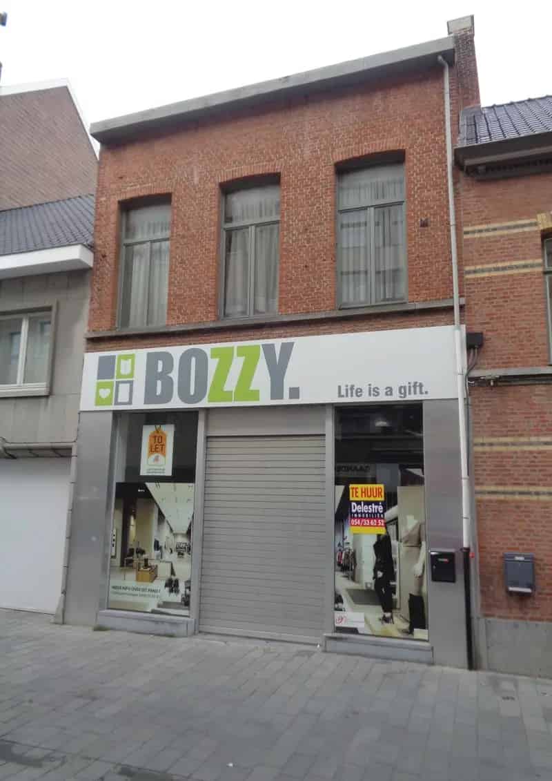 Centraal Gelegen Handelspand Volledig Aanbod
