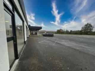 Handelspand te Huur Gedinne 120m²