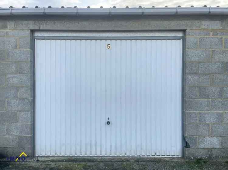 Garagebox te koop omgeving Leopoldlaan!