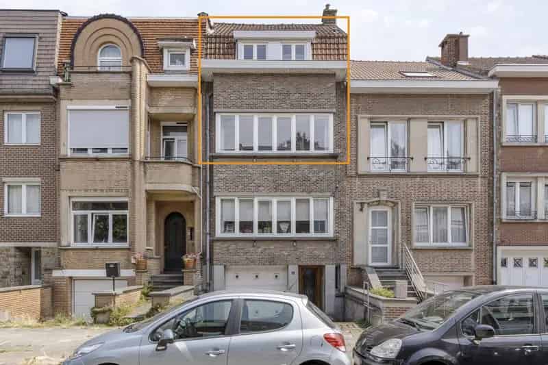 Ruime Duplex Appartement te Koop in Oudergem