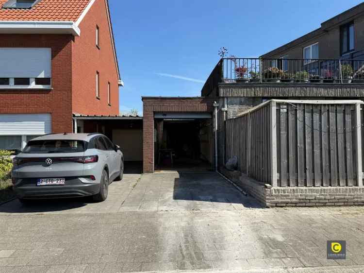 Garagebox te Huur 35m2 Elektriciteit Smeerp Put