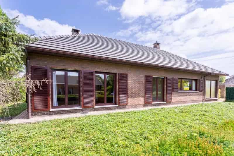 Villa te koop Kapellen 3 slaapkamers grote zolder garage