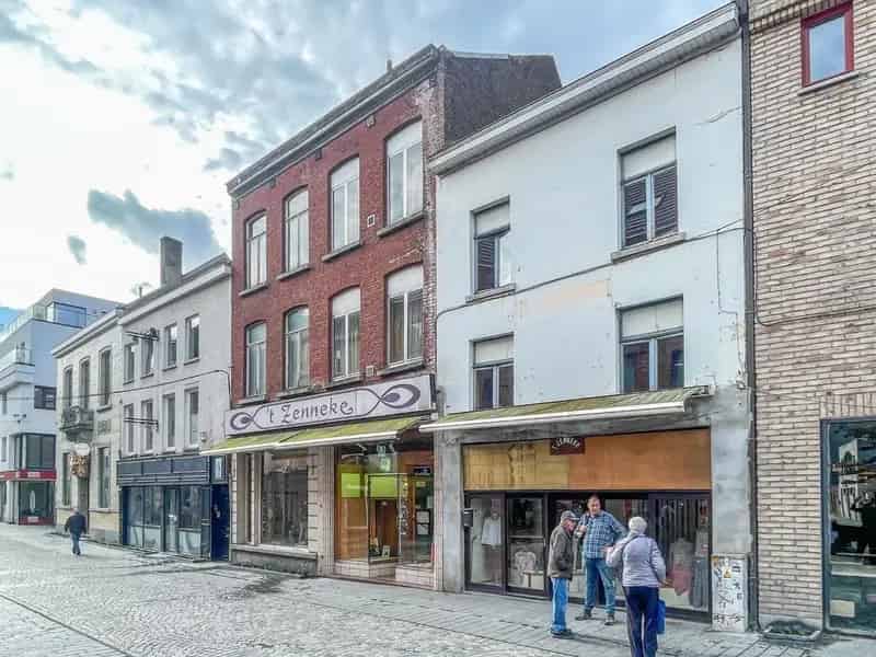 Projectgebouw 538m² Centrum Halle