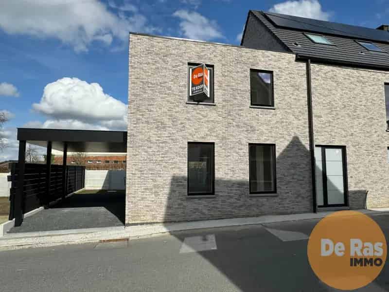 Moderne Energiezuinige Halfopen Woning te Lede