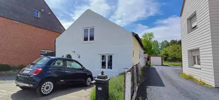 Huis Te Koop Wezemaal: Vrijstaande woning met tuin en atelier