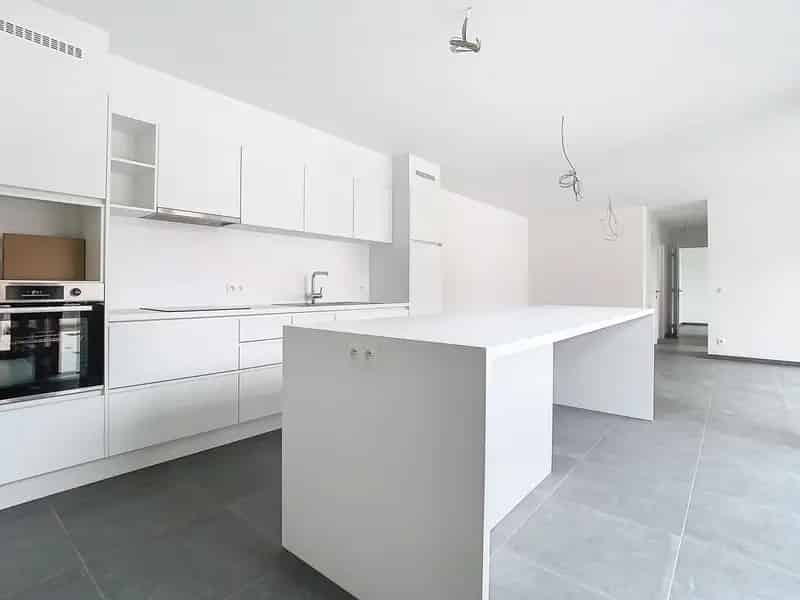 Luxe Appartement Zoutleeuw 2 slaapkamers Carport
