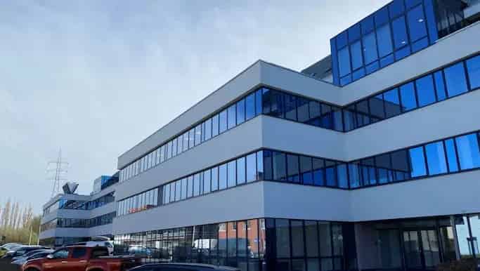 Kantoor te huur Merelbeke 560m² Sluispark