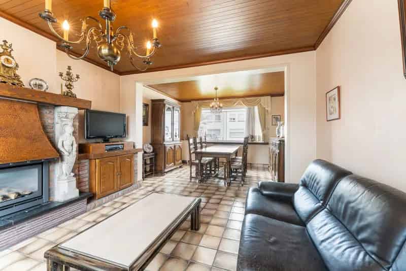 Huis te koop Roeselare: 3 slaapkamers te renoveren