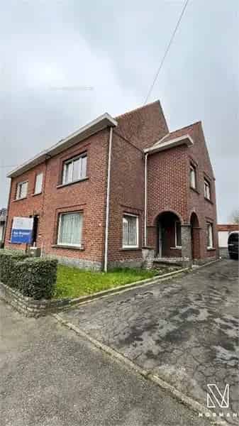 Huis te koop Lendelede 5 slaapkamers renovatieproject