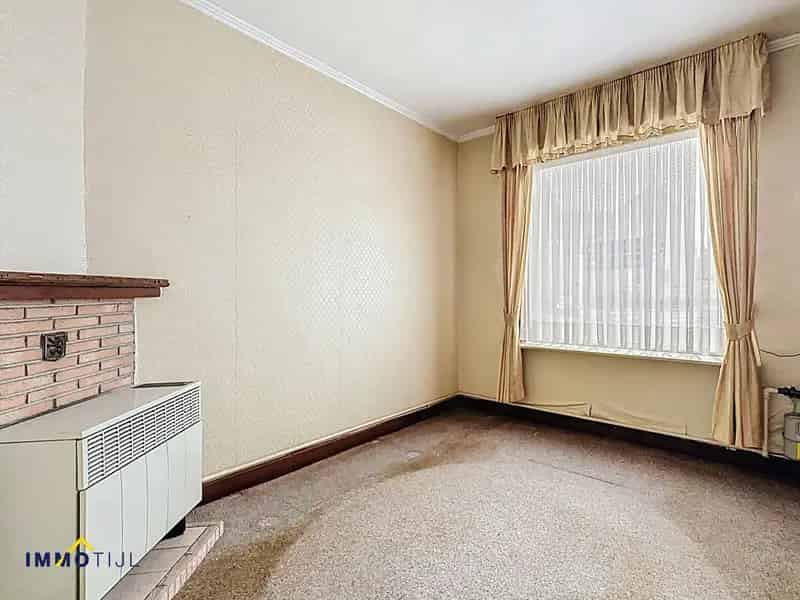 Te renoveren woning Aalst - 3 slaapkamers - Garage - Zuidtuin