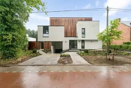 Penthouse Westerlo: 3 slaapkamers, zuidgericht terras, energiezuinig