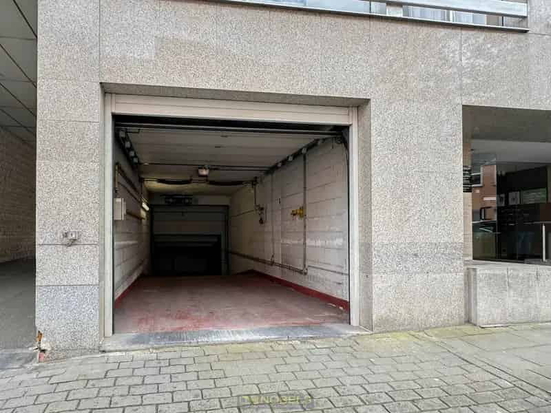 Dubbele Garage te Koop Centrum Ronse