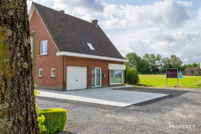 Huis te koop met loods - Instapklaar - 2325 euro huuropbrengst