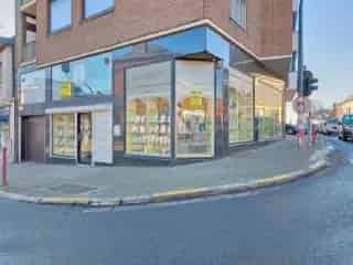 Handelspand te Koop Courcelles 120m²