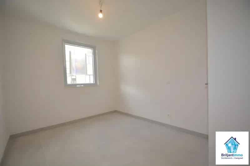 Appartement te huur 2 slaapkamers BEN terras berging