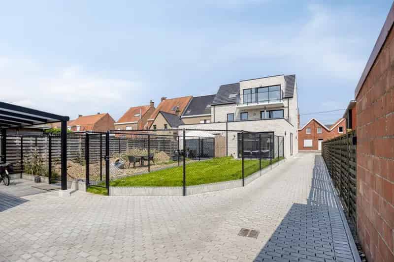 Appartement te huur Staden: Luxe Penthouse 3 slaapkamers