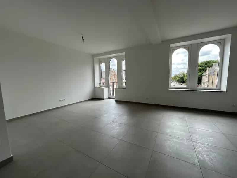 Nieuwbouwappartement met 2 slaapkamers en 2 balkons in Handzame te huur