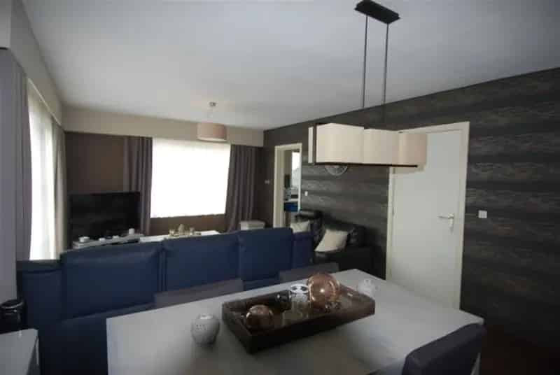 Appartement 3 slaapkamers Garagebox Rustige Omgeving