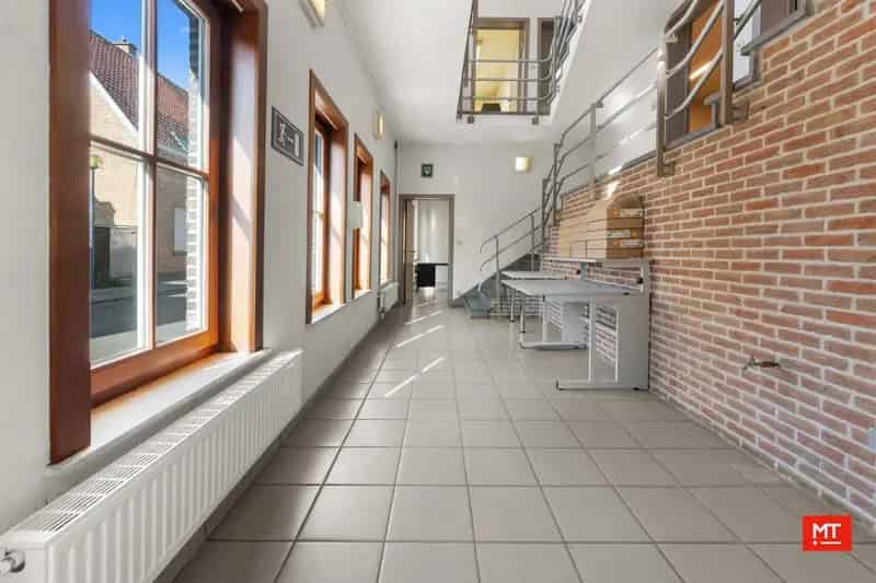 Voormalig Politiecommissariaat te Koop Westrozebeke