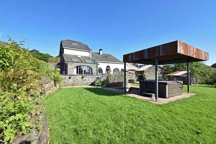 Prachtig gelegen woning in de Ardennen in de gegeerde regio van Vresse-Sur-Semois!