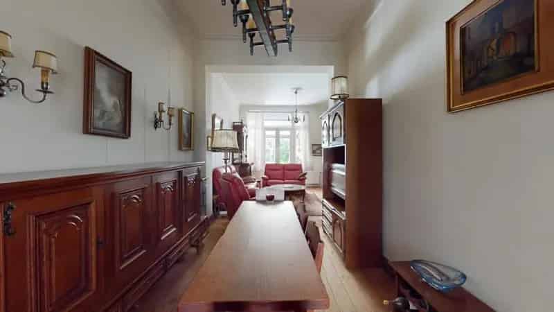 Huis te Schaerbeek 4 slaapkamers tuin